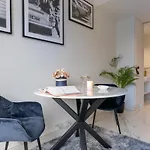 Centro Design - Polwiejska Apartman