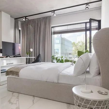 Centro Design - Półwiejska *