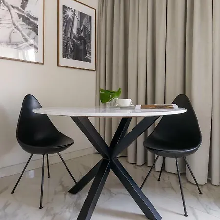 Centro Design - Polwiejska Daire