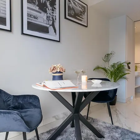Centro Design - Polwiejska Apartment