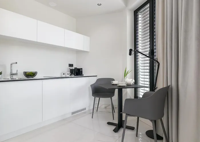 Centro Design - Polwiejska דירה פוזנן